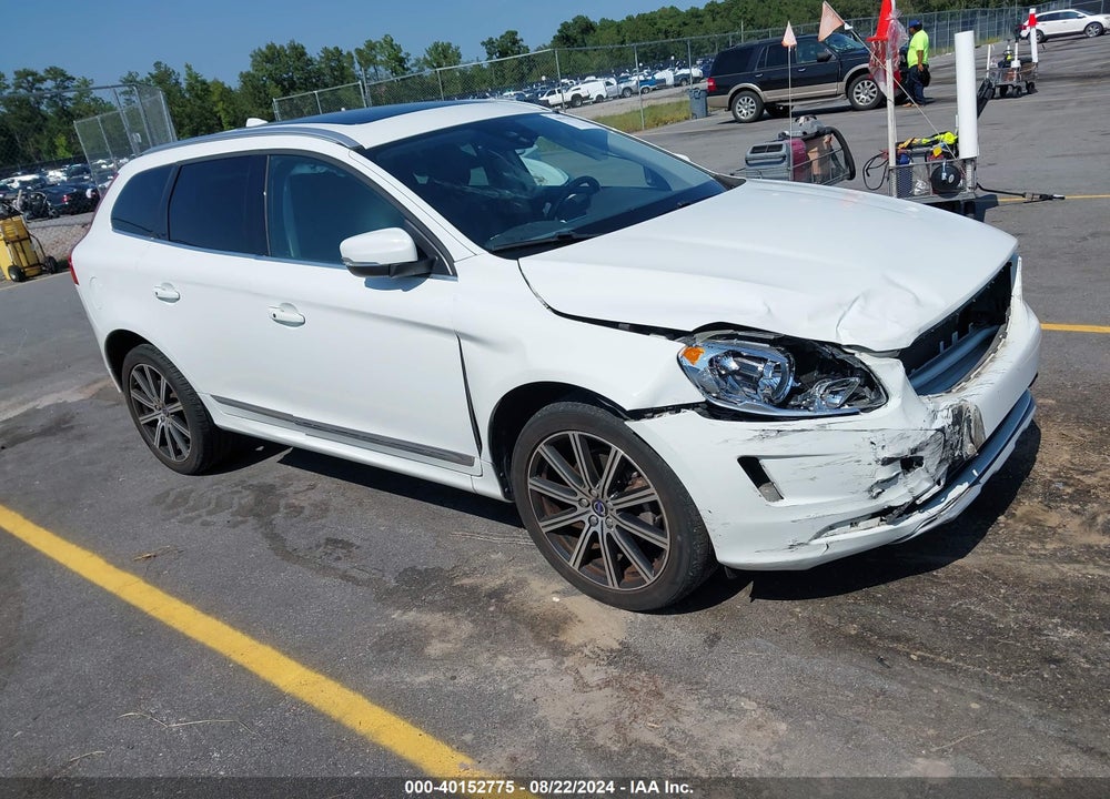 2016 VOLVO XC60 T5 PREMIER VIN: YV4612RK0G2826429