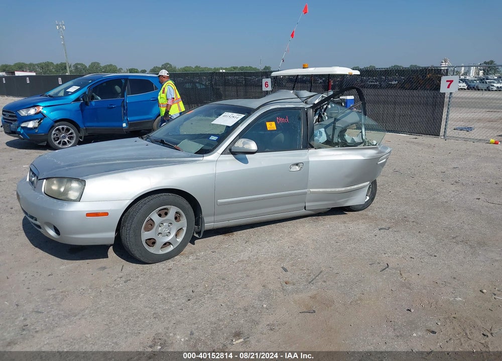 2003 HYUNDAI ELANTRA GLS/GT VIN: KMHDN45D33U548802