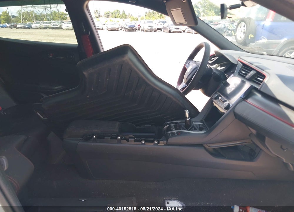 2018 HONDA CIVIC TYPE-R TOURING VIN: SHHFK8G70JU200948