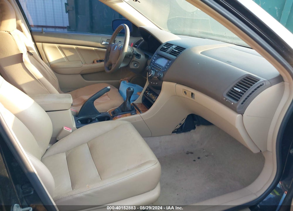 2004 HONDA ACCORD 2.4 EX VIN: JHMCM55884C034056