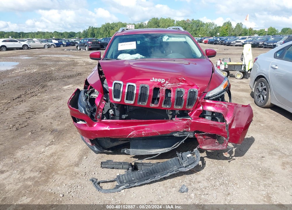 2015 JEEP CHEROKEE LATITUDE VIN: 1C4PJLCB1FW637737
