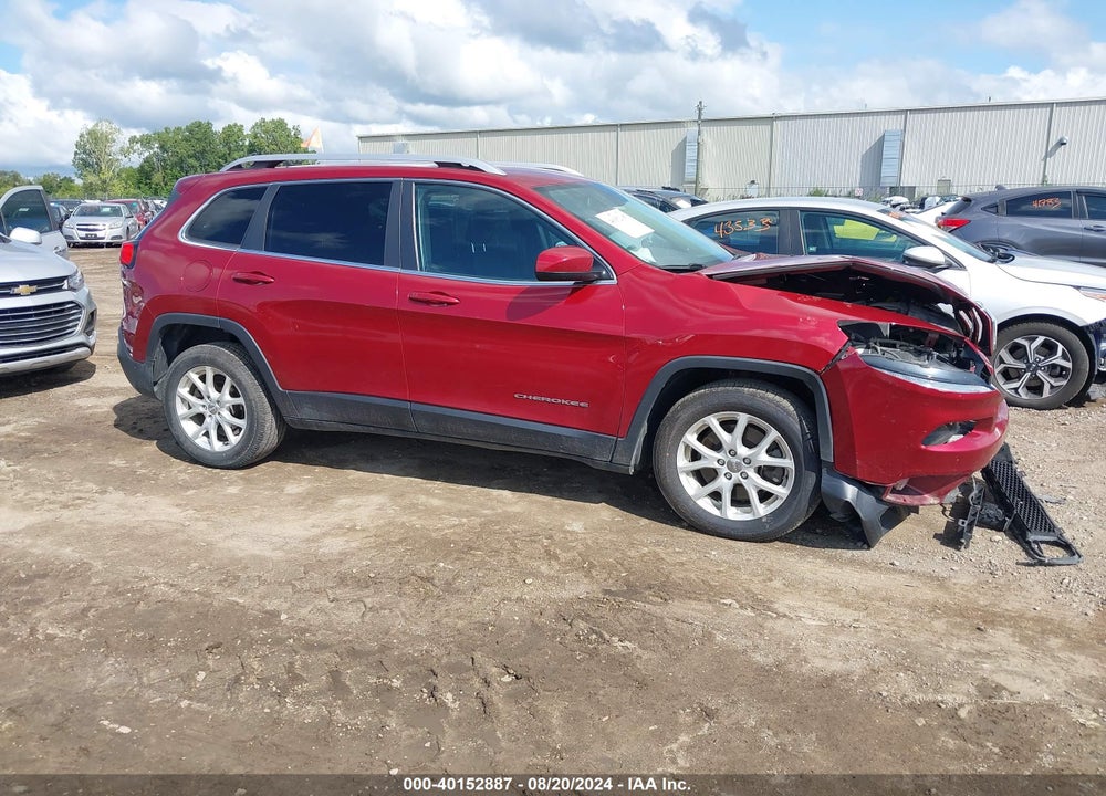 2015 JEEP CHEROKEE LATITUDE VIN: 1C4PJLCB1FW637737