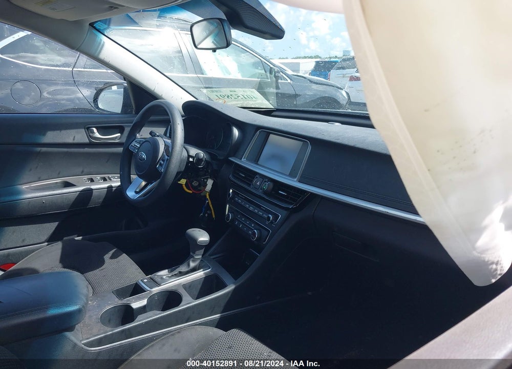 2019 KIA OPTIMA VIN: 5XXGT4L36KG350219