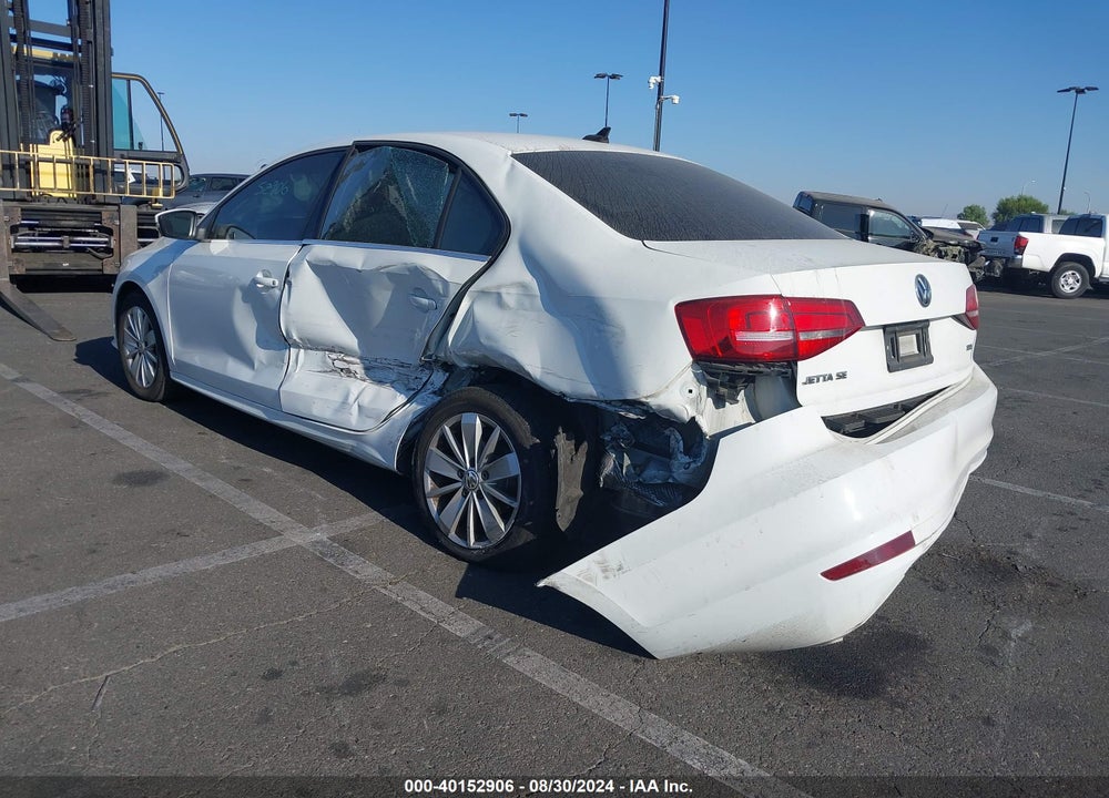 2015 VOLKSWAGEN JETTA 2.0L TDI SE VIN: 3VWLA7AJ0FM422413