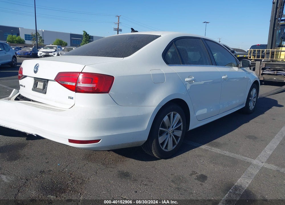 2015 VOLKSWAGEN JETTA 2.0L TDI SE VIN: 3VWLA7AJ0FM422413