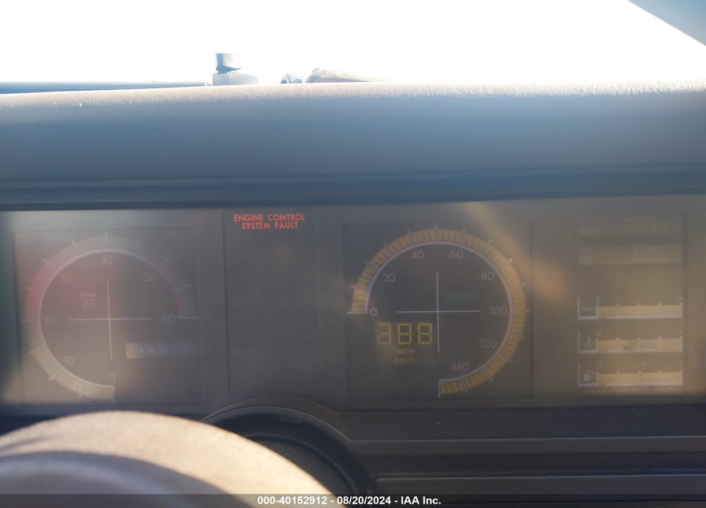 1988 CADILLAC ALLANTE VIN: 1G6VR3175JU102013