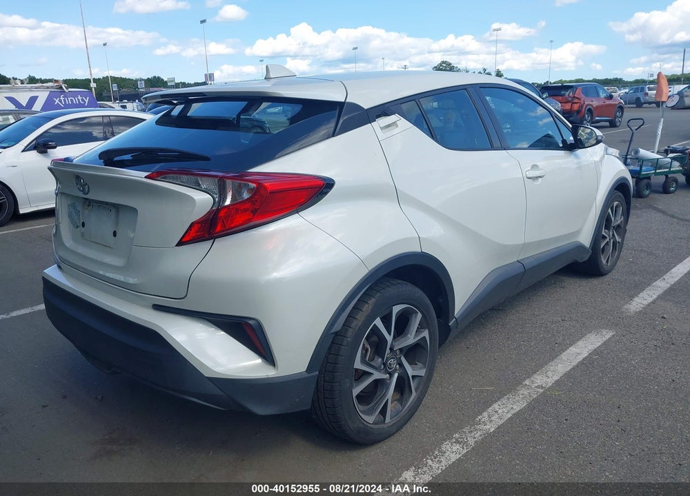 2019 TOYOTA C-HR XLE VIN: NMTKHMBX8KR071903