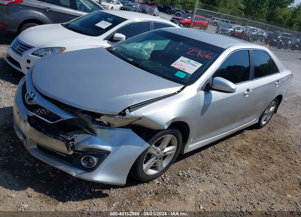 2013 TOYOTA CAMRY SE VIN: 4T1BF1FK4DU227434