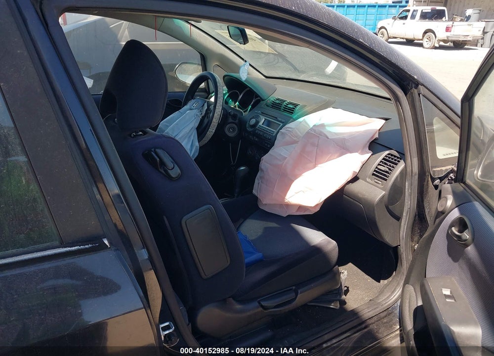 2007 HONDA FIT VIN: JHMGD38627S010331