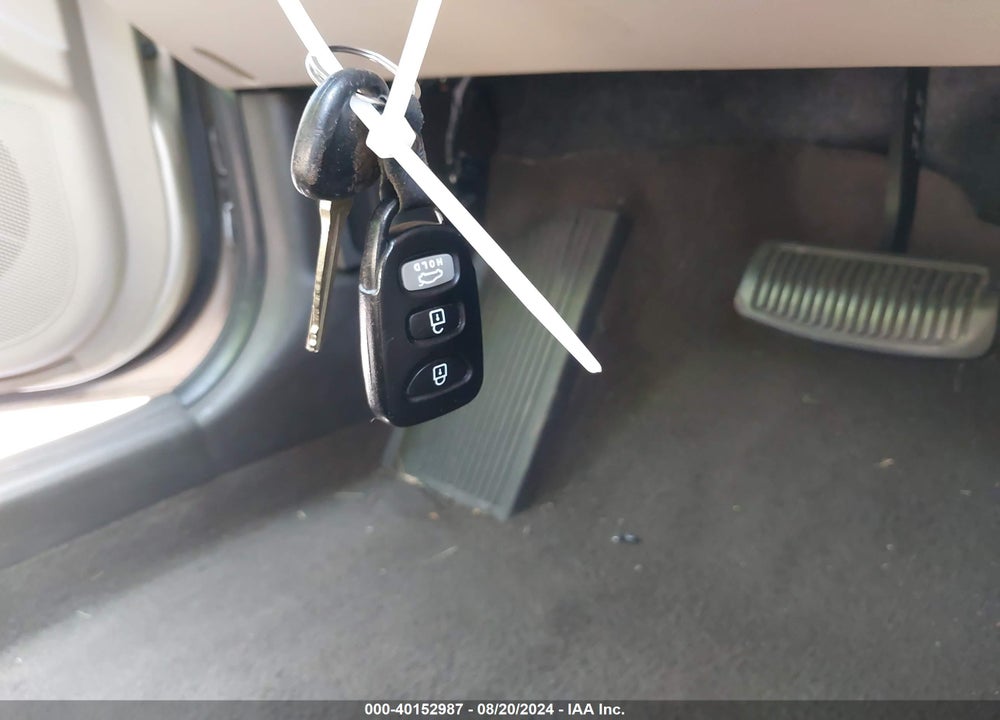 2010 HYUNDAI ELANTRA GLS VIN: KMHDU4AD2AU969254