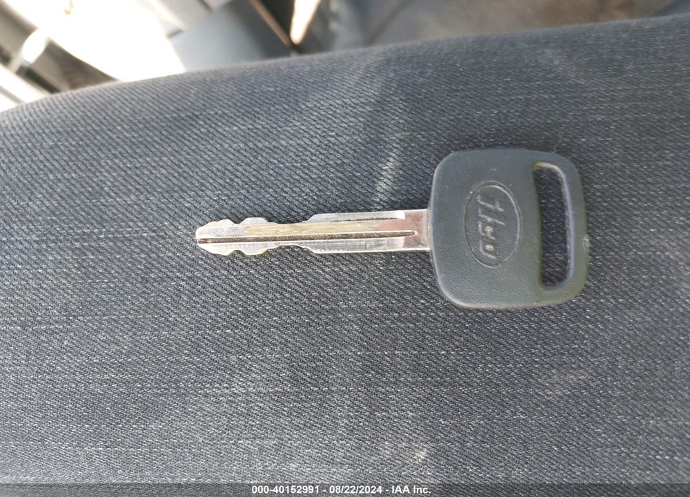 2002 TOYOTA RAV4 VIN: JTEGH20V726004900