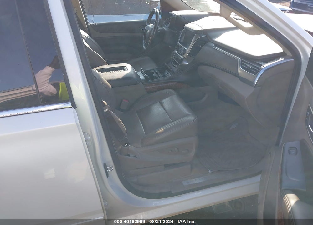 2017 CHEVROLET SUBURBAN PREMIER VIN: 1GNSKJKC1HR148284