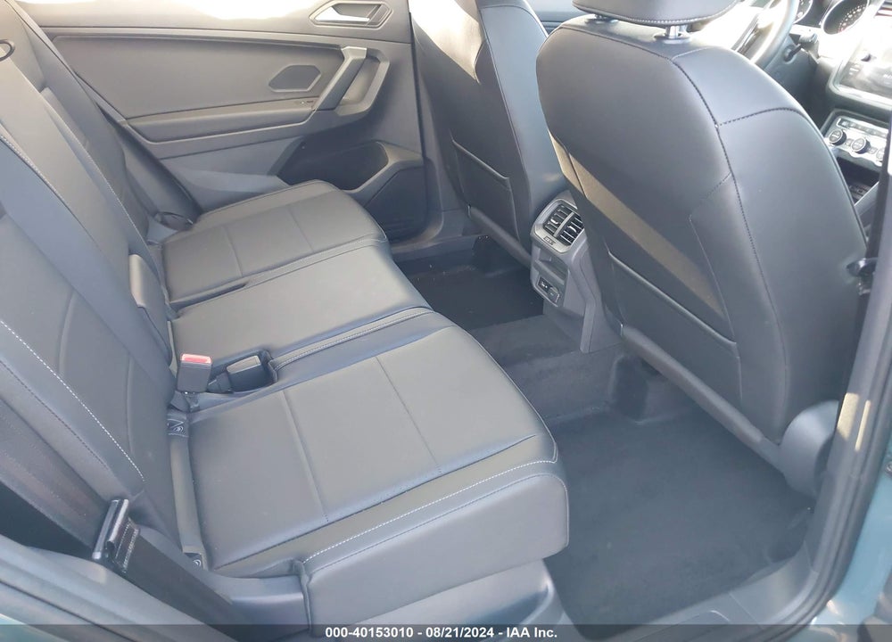 2019 VOLKSWAGEN TIGUAN 2.0T SE/2.0T SEL/2.0T SEL R-LINE/2.0T SEL R-LINE BLACK VIN: 3VV2B7AX4KM104158
