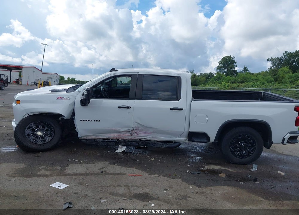 2021 CHEVROLET SILVERADO 2500HD 4WD STANDARD BED LT VIN: 1GC4YNEY9MF139665