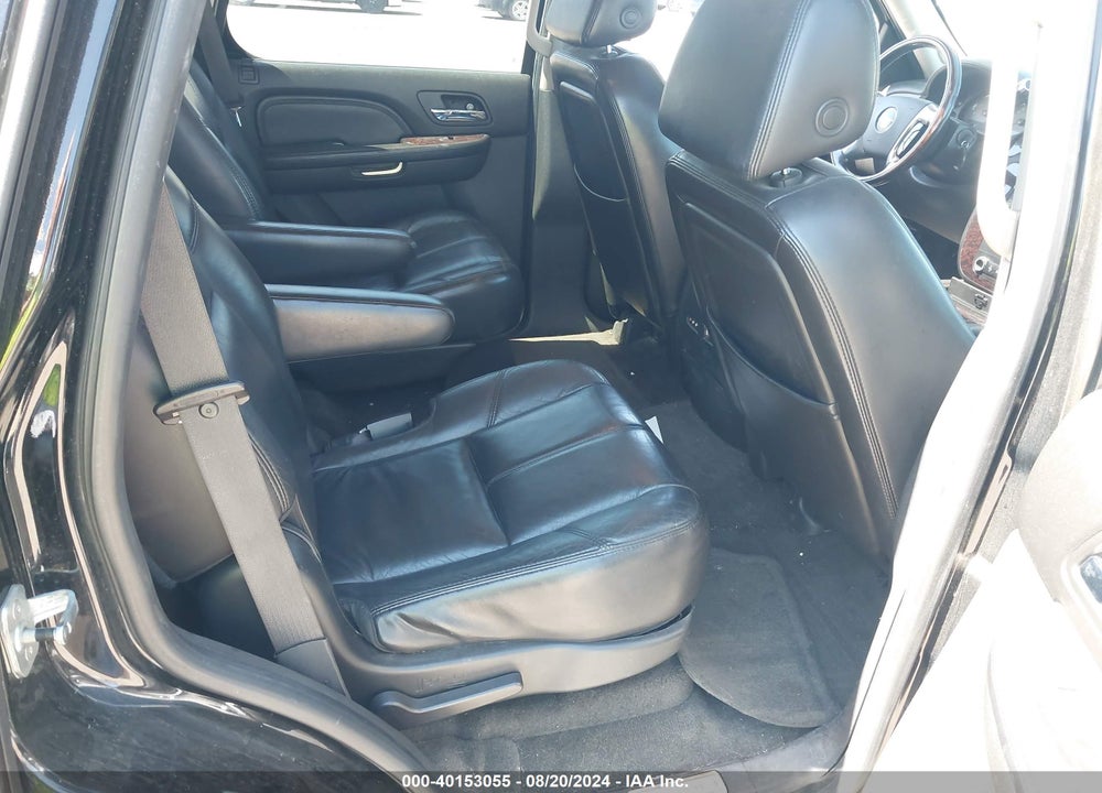 2007 GMC YUKON DENALI VIN: 1GKFK63887J236137