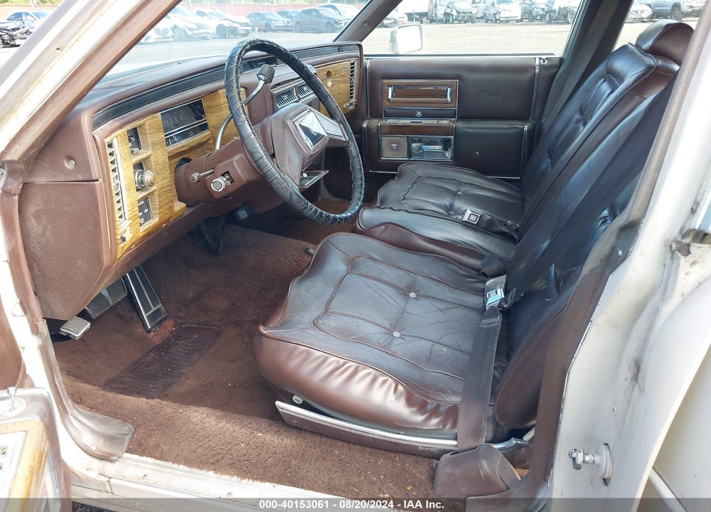 1984 CADILLAC FLEETWOOD BROUGHAM VIN: 1G6AW6988E9081172
