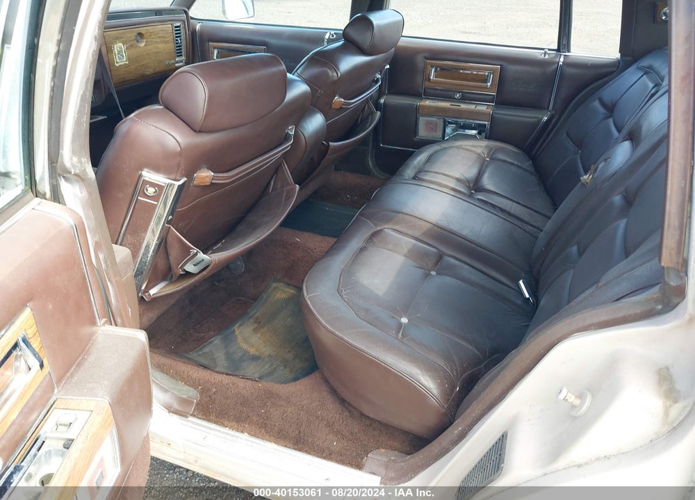 1984 CADILLAC FLEETWOOD BROUGHAM VIN: 1G6AW6988E9081172