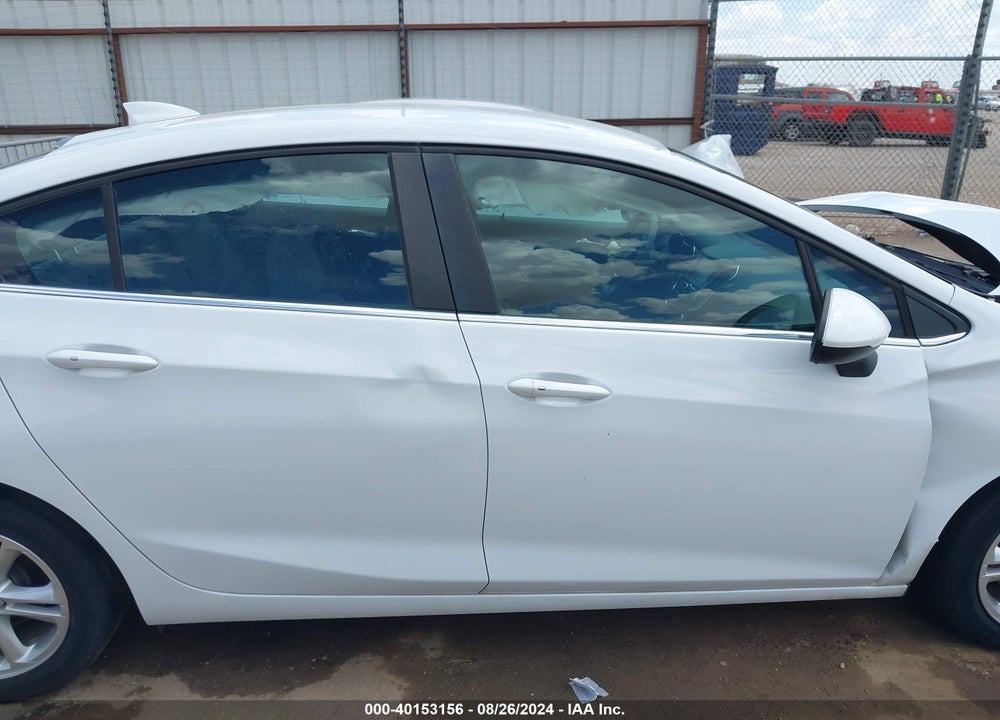 2018 CHEVROLET CRUZE LT AUTO VIN: 1G1BE5SM1J7233247