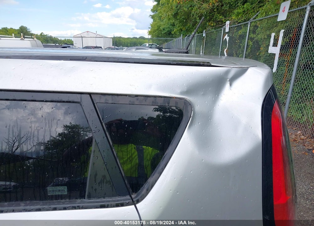 2014 KIA SOUL VIN: KNDJP3A52E7719647