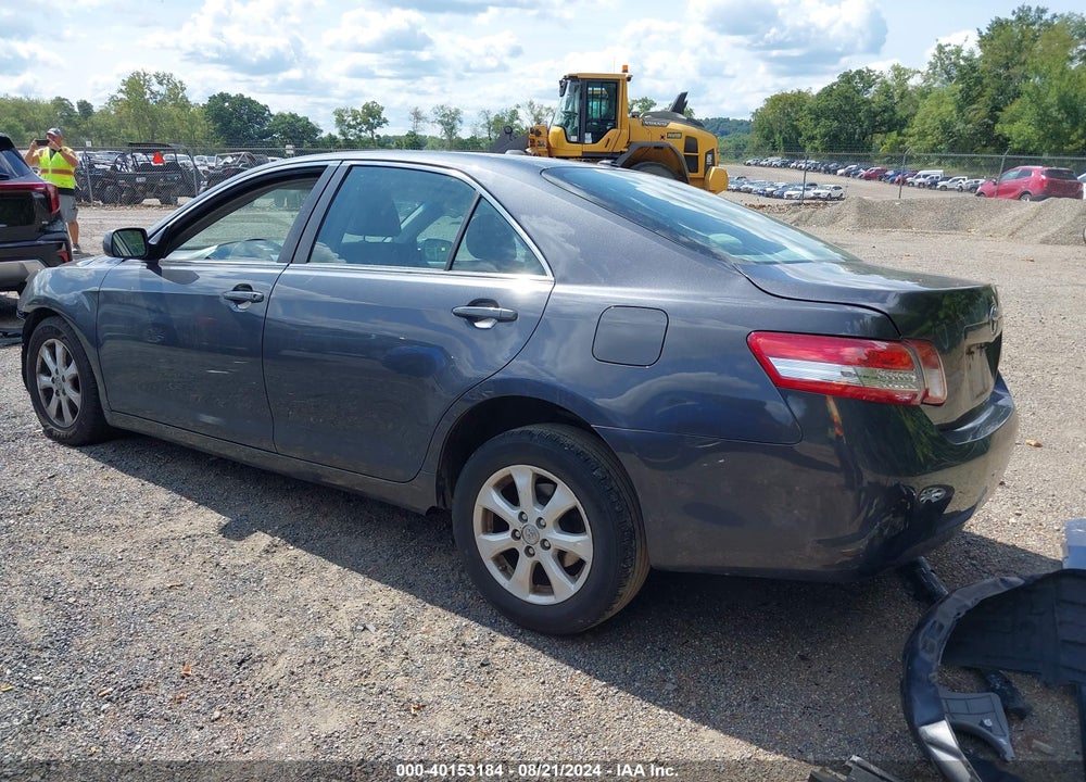 2011 TOYOTA CAMRY LE VIN: 4T1BF3EK3BU721942