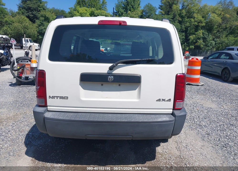 2008 DODGE NITRO SXT VIN: 1D8GU28K08W108424