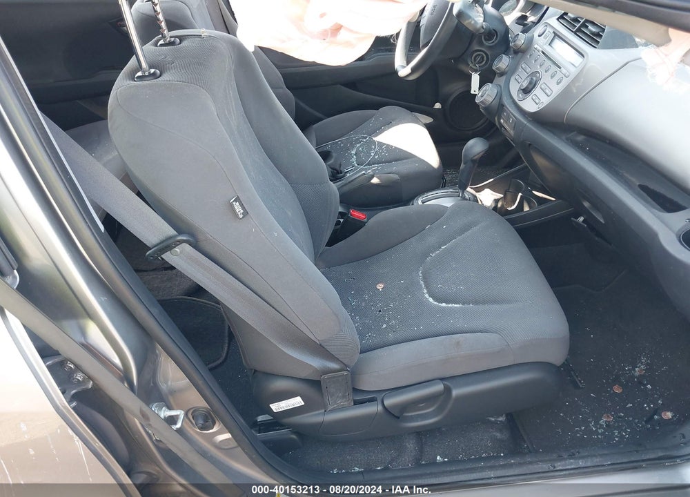 2010 HONDA FIT VIN: JHMGE8H20AS003618