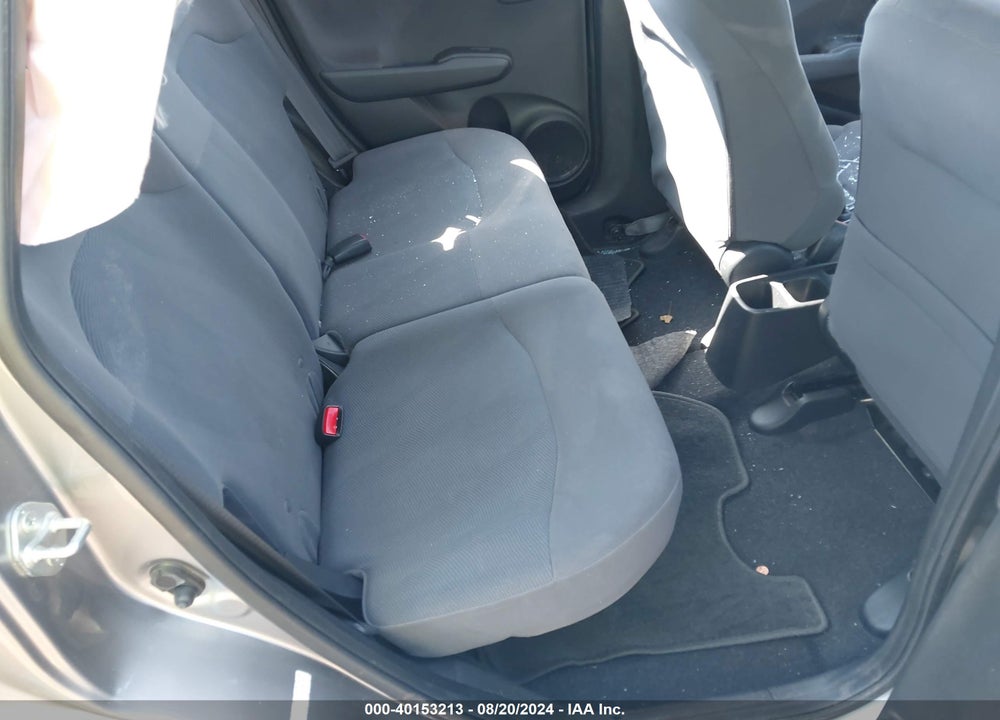 2010 HONDA FIT VIN: JHMGE8H20AS003618