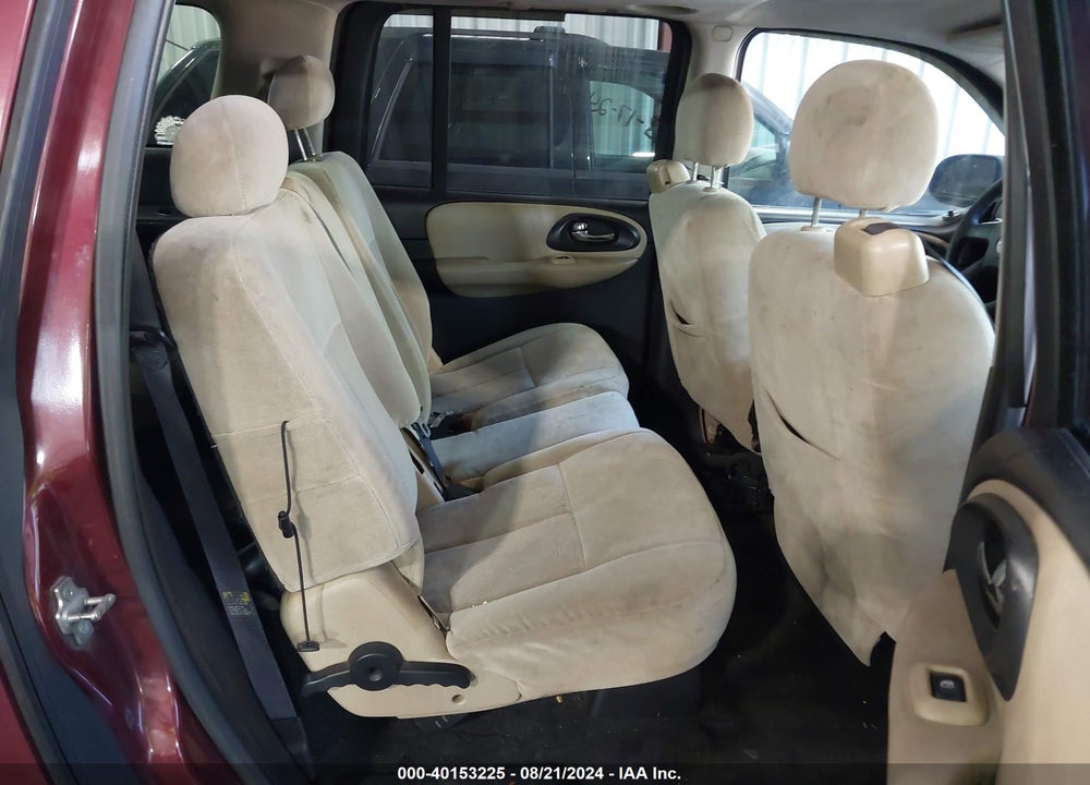 2005 CHEVROLET TRAILBLAZER EXT LT VIN: 1GNES16S956143314