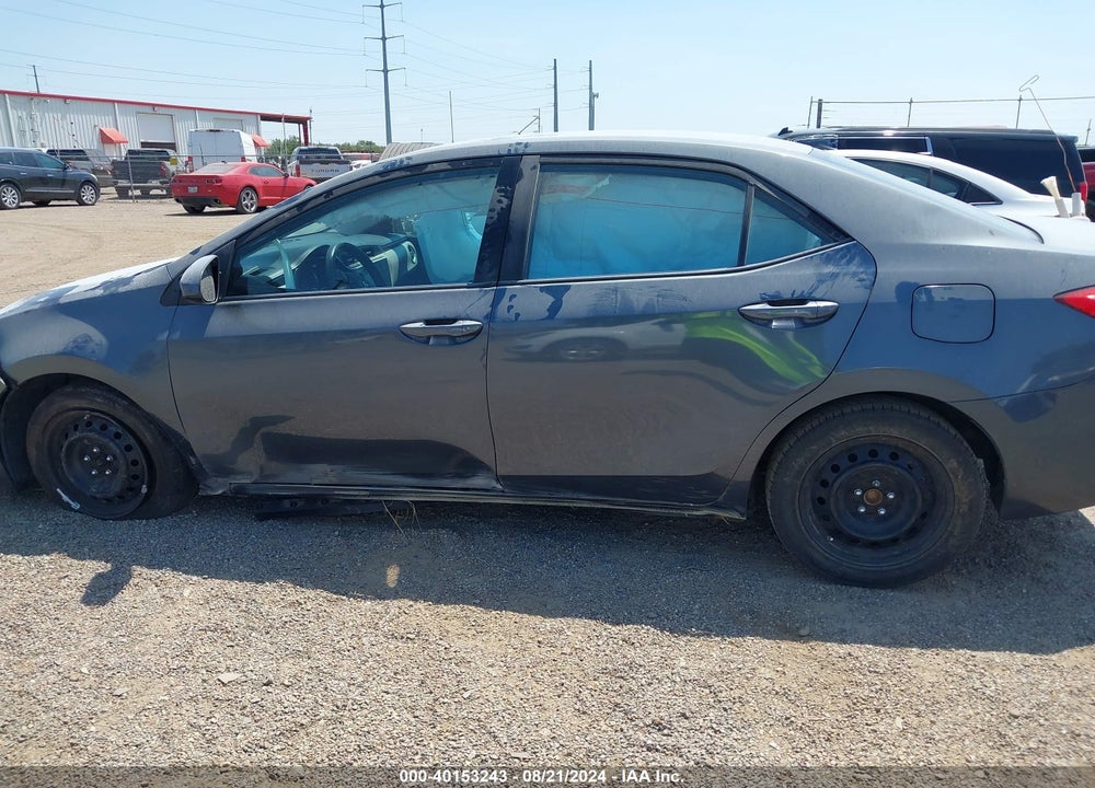2018 TOYOTA COROLLA LE VIN: 5YFBURHE6JP794012