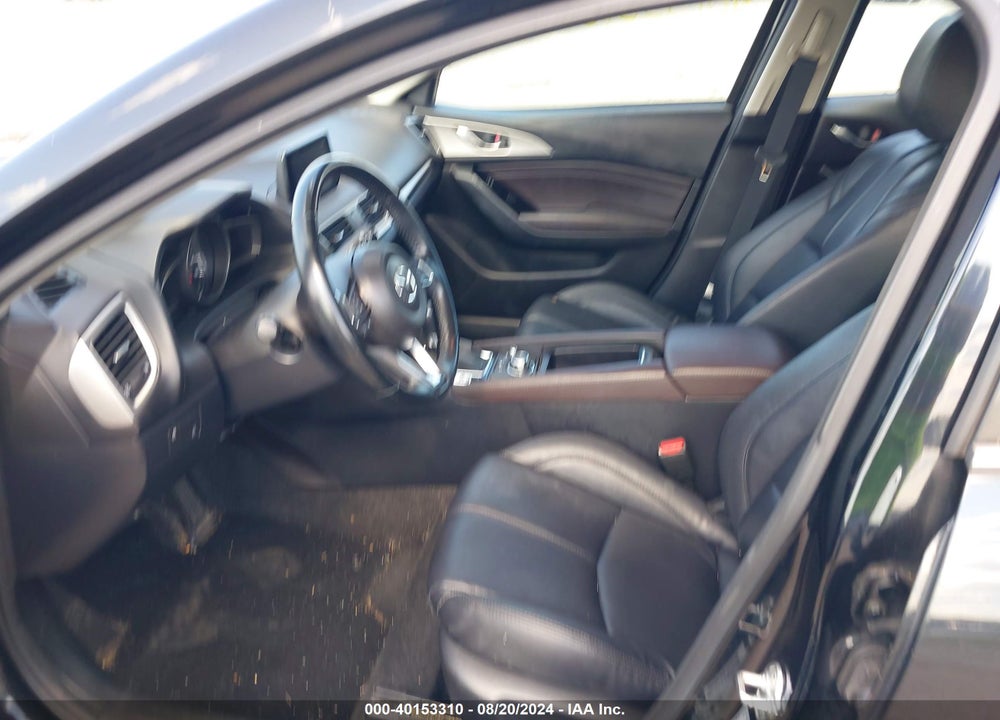 2018 MAZDA 3 TOURING VIN: 3MZBN1L30JM233894