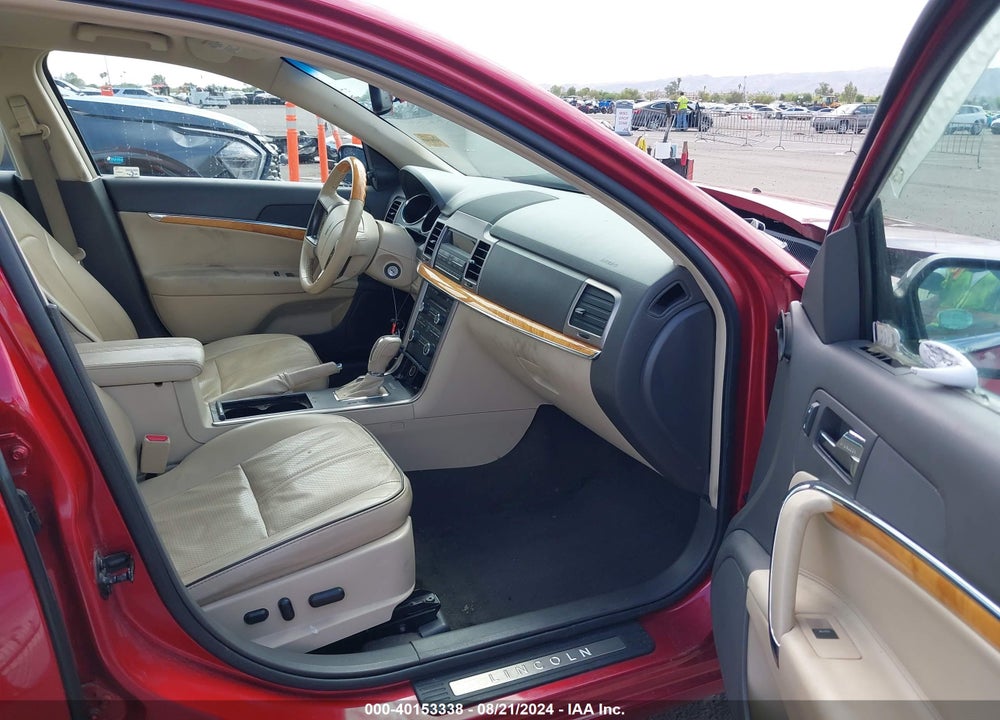 2011 LINCOLN MKZ VIN: 3LNHL2GC6BR762396