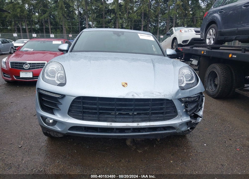 2017 PORSCHE MACAN S VIN: WP1AB2A52HLB13218