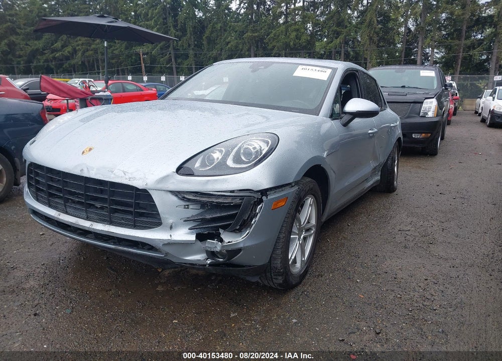 2017 PORSCHE MACAN S VIN: WP1AB2A52HLB13218