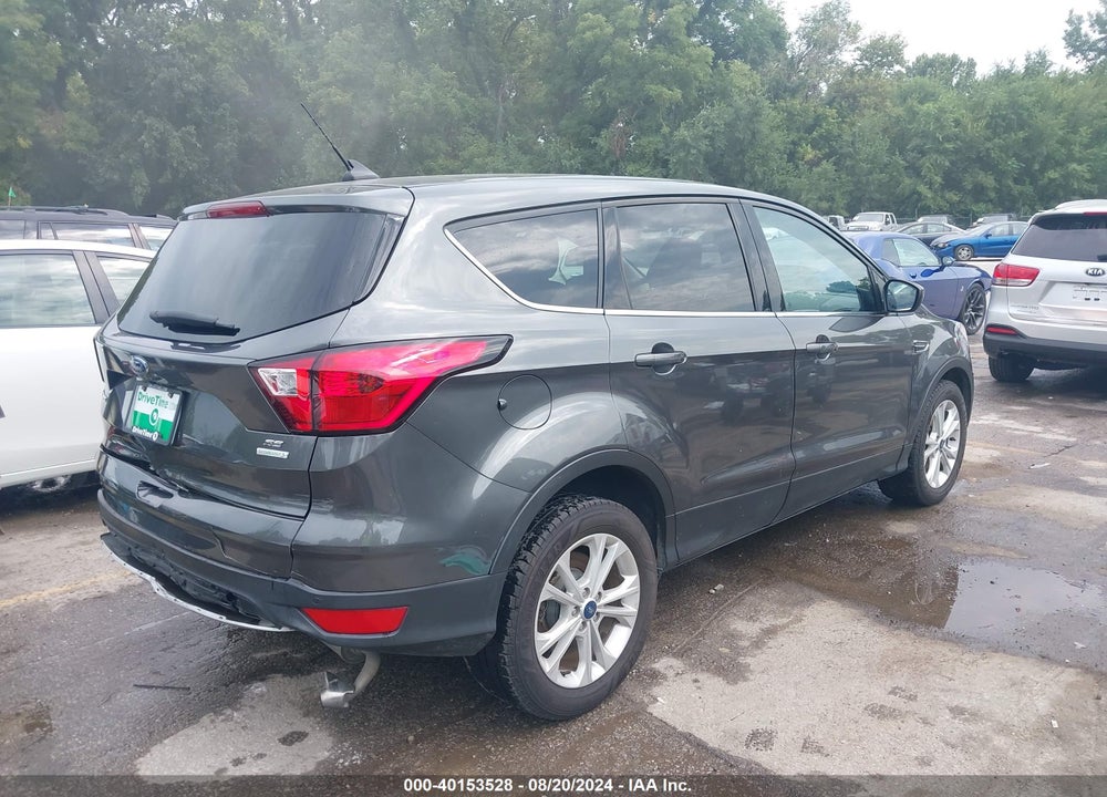 2019 FORD ESCAPE SE VIN: 1FMCU0GD3KUA21877