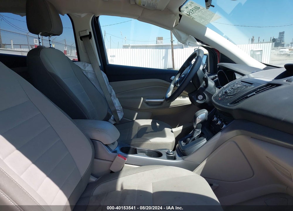 2016 FORD ESCAPE VIN: 1FMCU0G73GUA29950