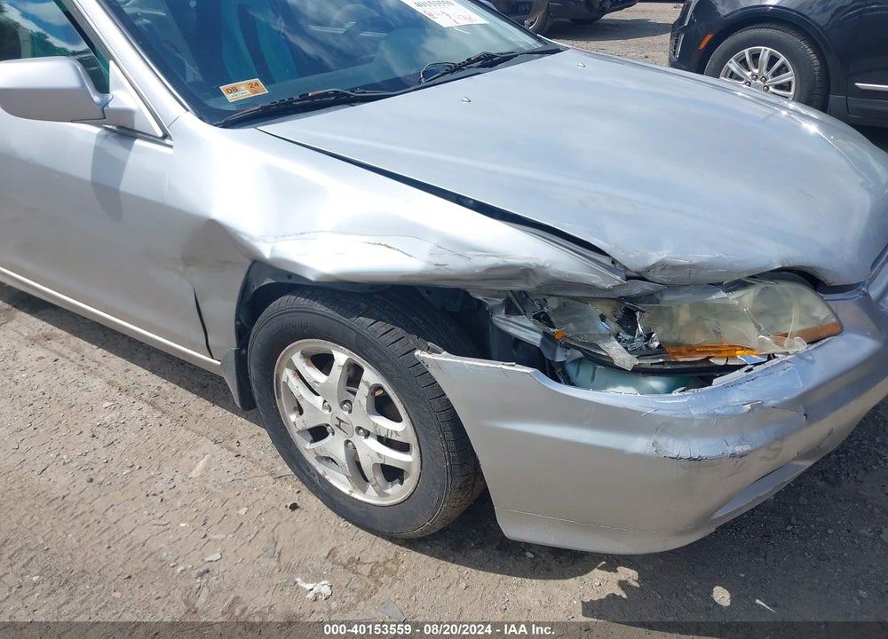 2002 HONDA ACCORD 3.0 EX VIN: 1HGCG22542A027715