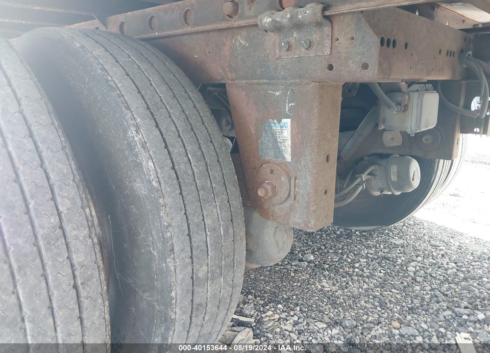 2010 UTILITY TRAILER MFG --- VIN: 1UYVS2532AM926085