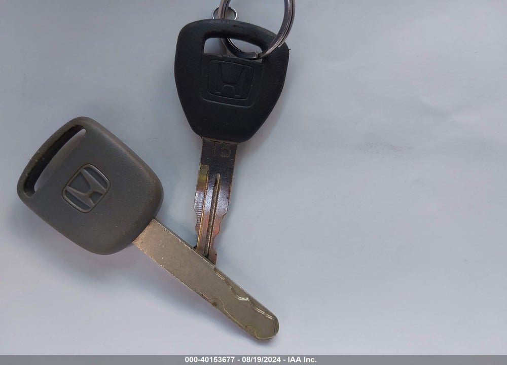 2002 HONDA CIVIC LX VIN: 2HGES16612H524243