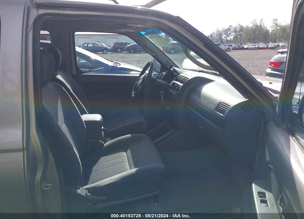 2004 NISSAN FRONTIER XE VIN: 1N6DD26T04C425688