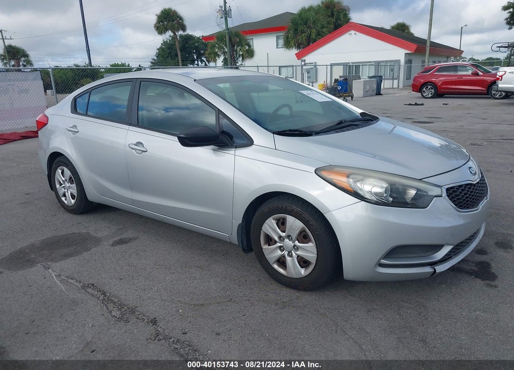2015 KIA FORTE LX VIN: KNAFK4A62F5390879