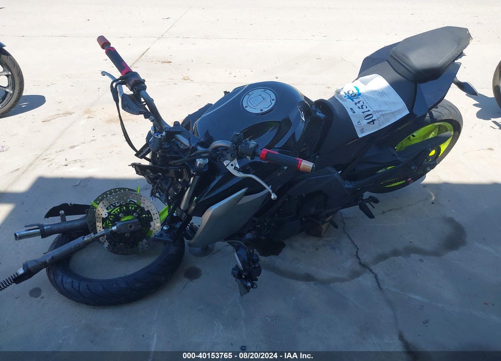 2022 CF MOTO 650NK VIN: LCEPEVLB8N6000035