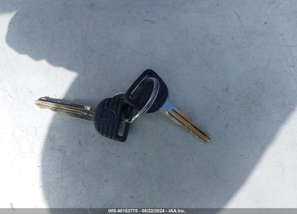1994 HONDA CIVIC LX VIN: 1HGEG865XRL051652