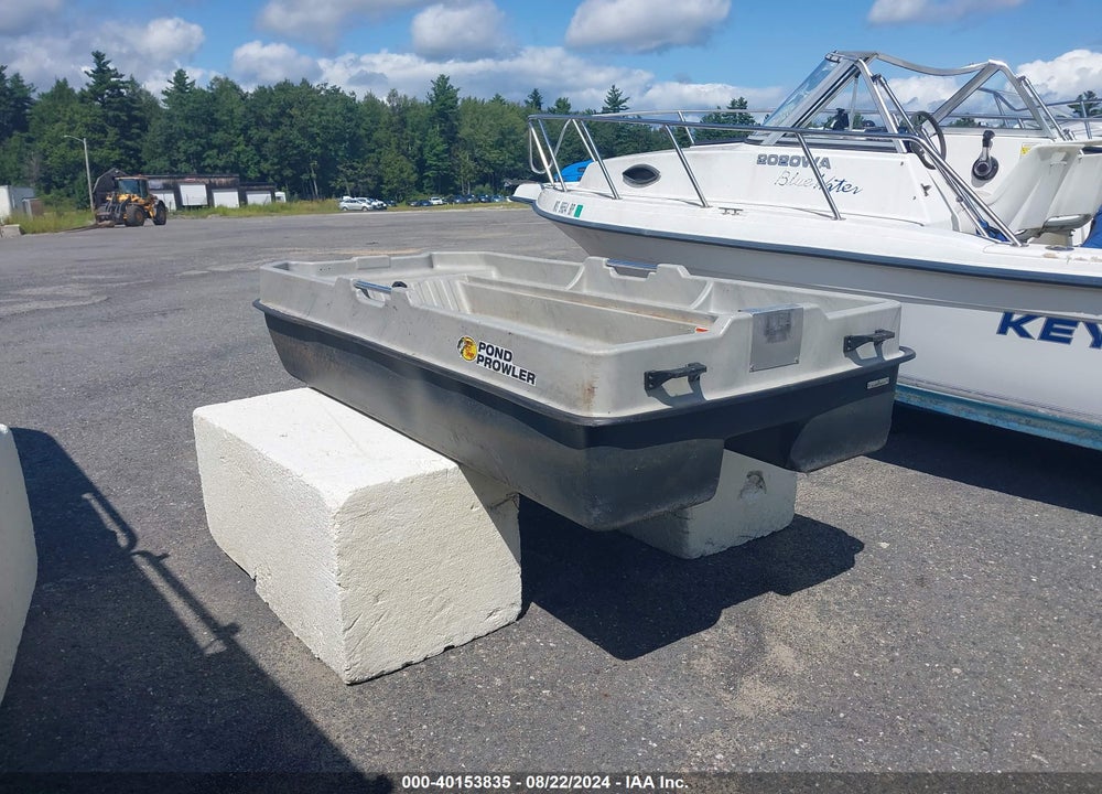 2021 PELICAN POND PROWLER VIN: KLI04870E121