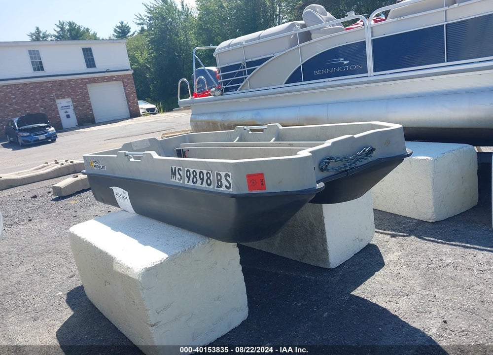 2021 PELICAN POND PROWLER VIN: KLI04870E121
