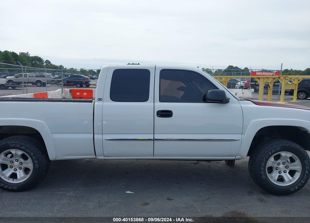 2003 GMC SIERRA 1500 SLE VIN: 2GTEC19V931267356