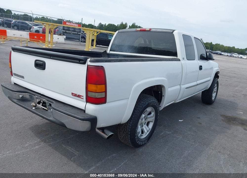 2003 GMC SIERRA 1500 SLE VIN: 2GTEC19V931267356