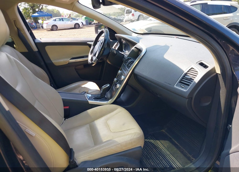 2016 VOLVO XC60 T6 DRIVE-E VIN: YV449MRK2G2912479