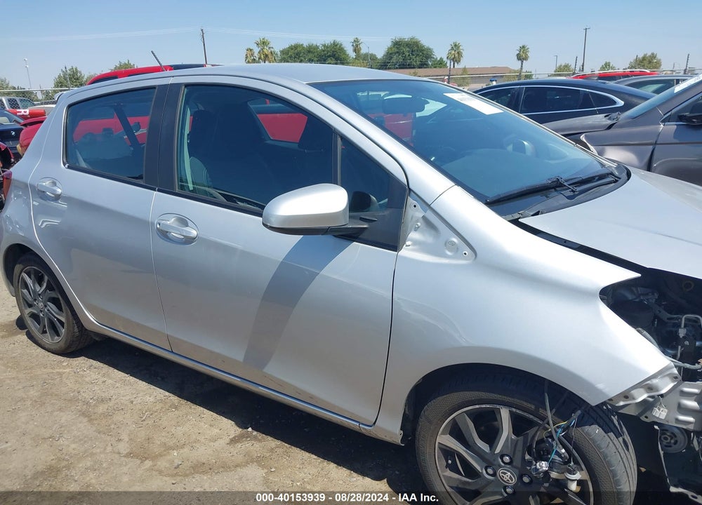 2015 TOYOTA YARIS SE VIN: VNKKTUD35FA015373