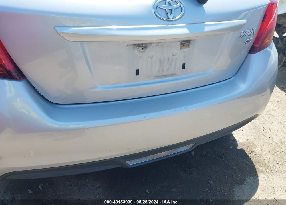 2015 TOYOTA YARIS SE VIN: VNKKTUD35FA015373