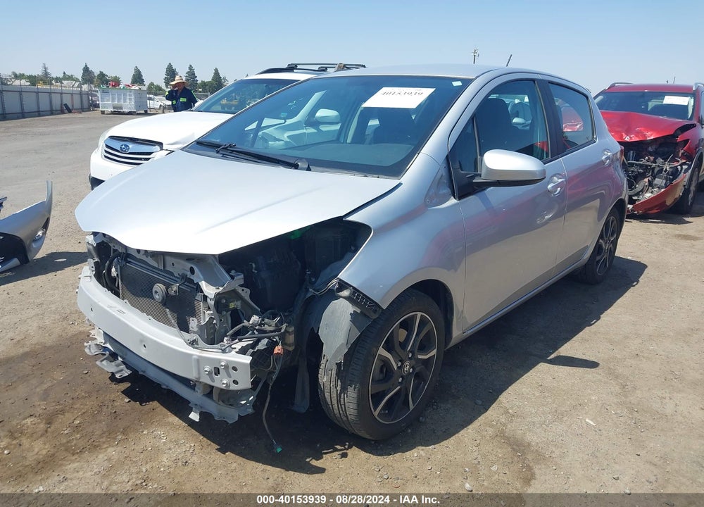 2015 TOYOTA YARIS SE VIN: VNKKTUD35FA015373